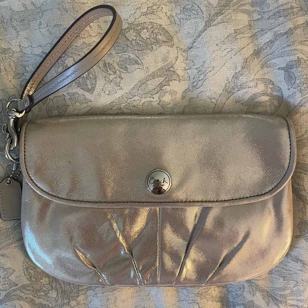 Coach champagne wristlet, like new